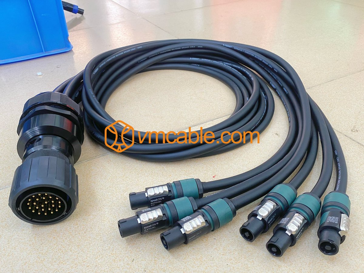 Konsnhunter tweet media