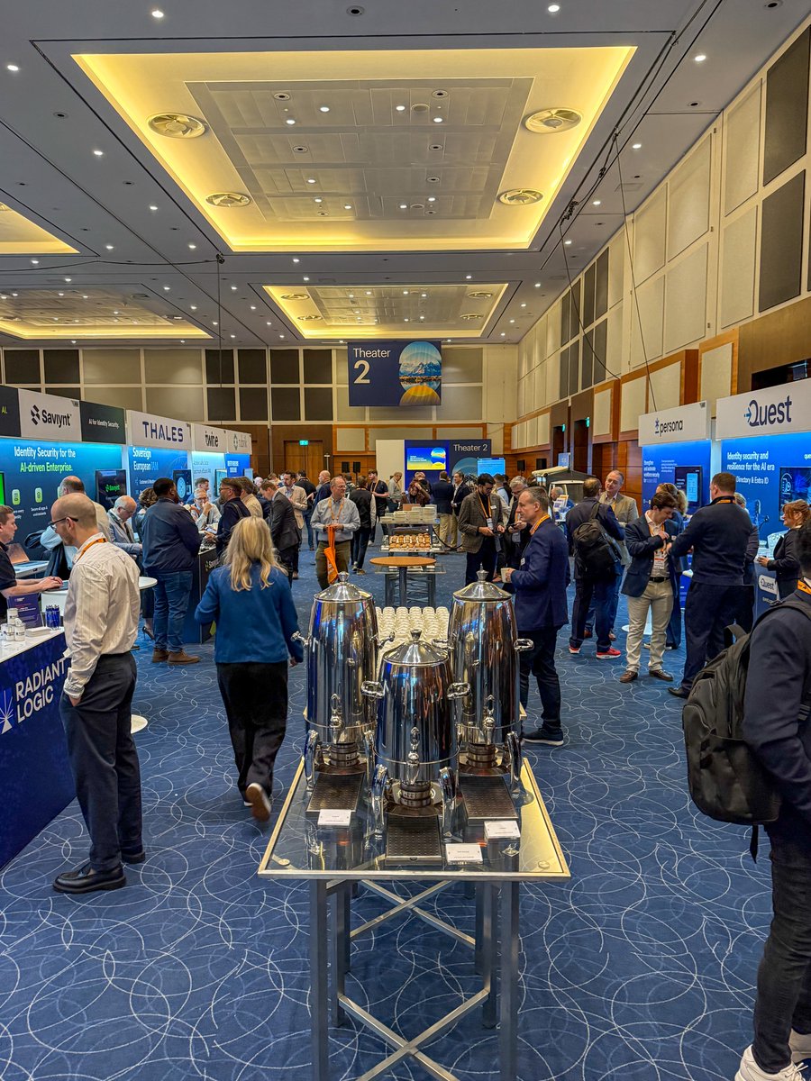 AdminByRequest tweet media