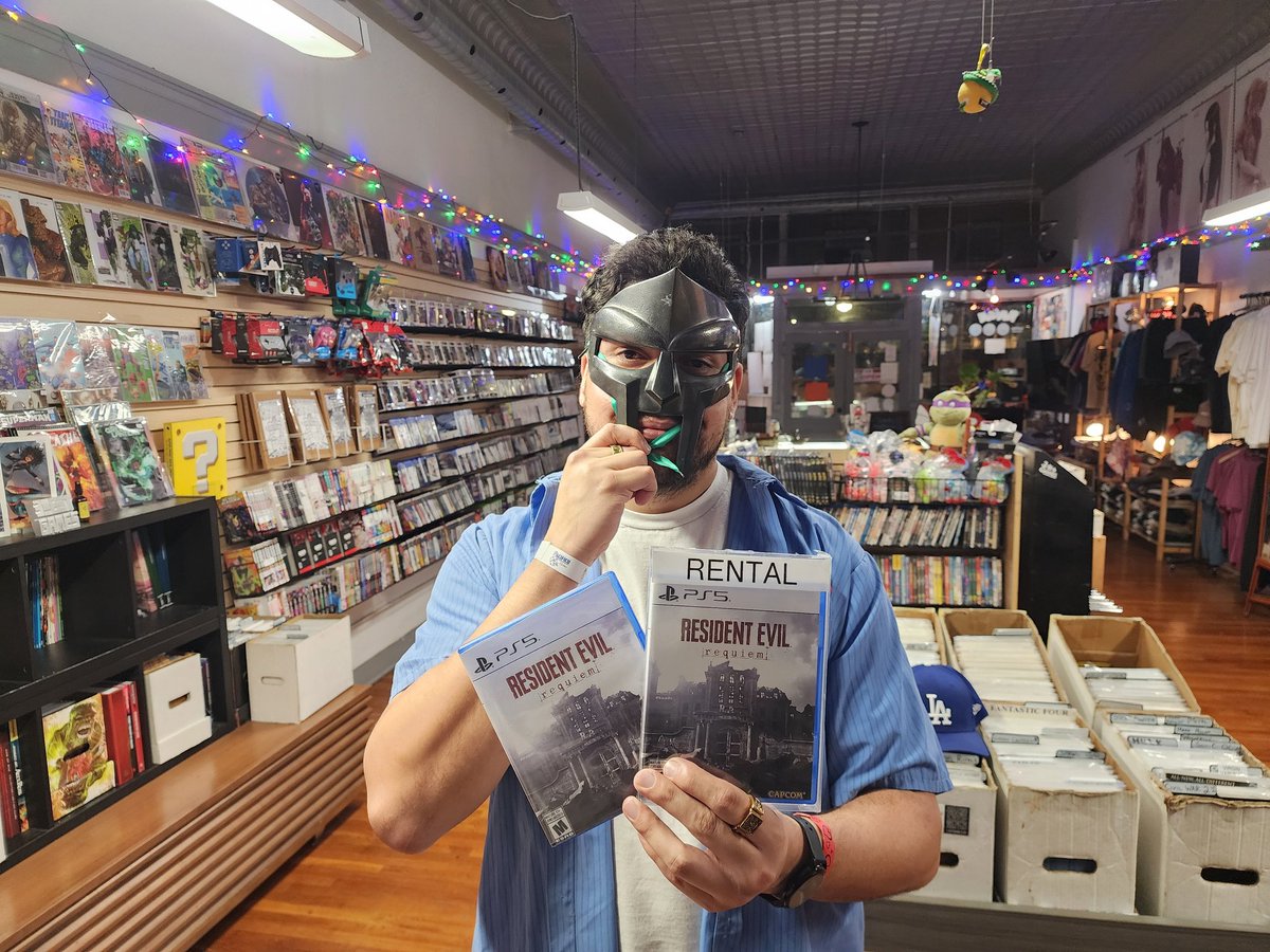 3_bitgames's tweet photo. Were bringing Videogame Rentals back!!!! Rent games and Movies at @dtpomona in downtown pomona https://t.co/UztO1y8B3I