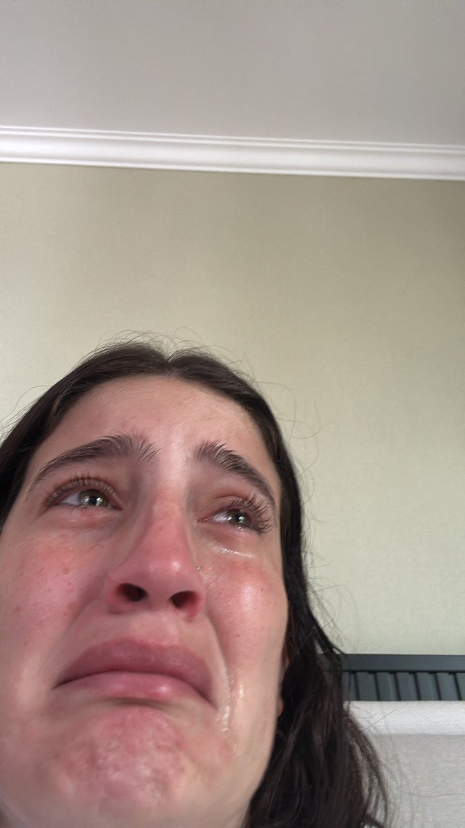 vaniamitre's tweet photo. yo viendo ese capitulo de la reina del flow 3!!!! YEIMY PTM COMO TE HACEN ESTO https://t.co/ysCpd6I9re