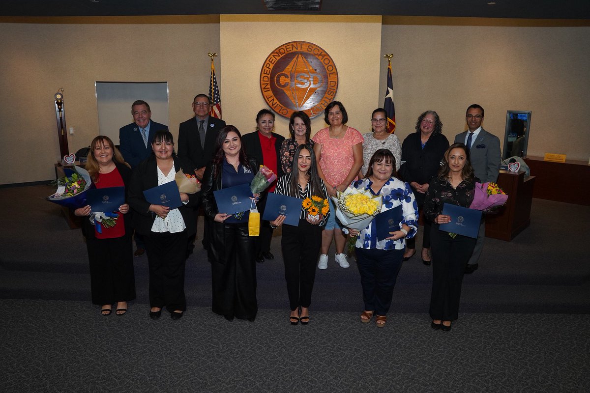 Clint ISD tweet media