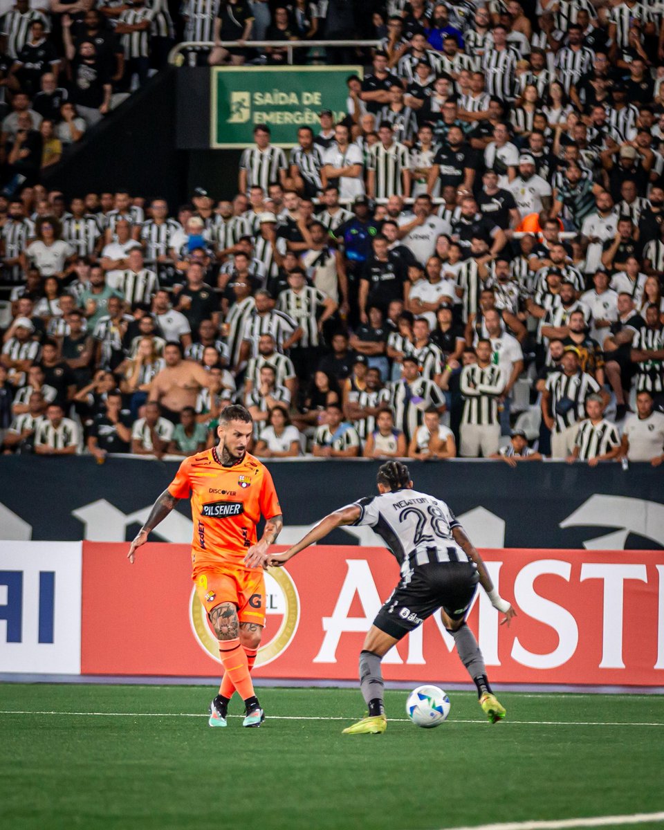 BarcelonaSC's tweet photo. 90’| Se jugarán 7 minutos de adición.
 #BOTAvsBSC 0-1

#ConmebolLibertadores https://t.co/ImSz6vSjkE