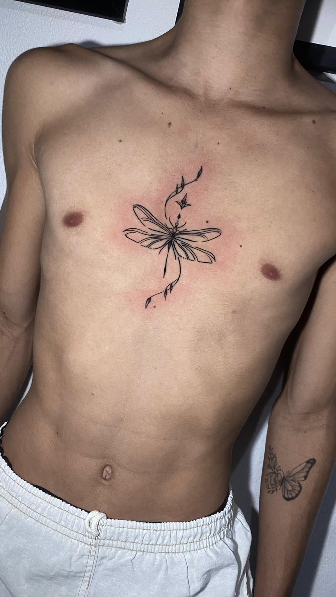 V i i 🦋 tweet media