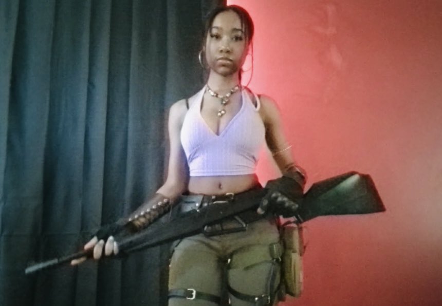 aaliyahvoodoo's tweet photo. My Sheva cosplays https://t.co/oHz1rxUyYs