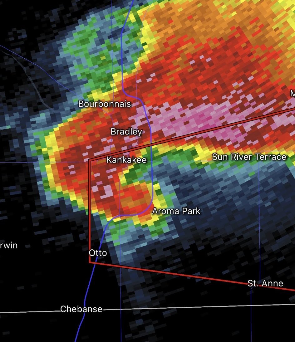 kam 🤍 tweet media