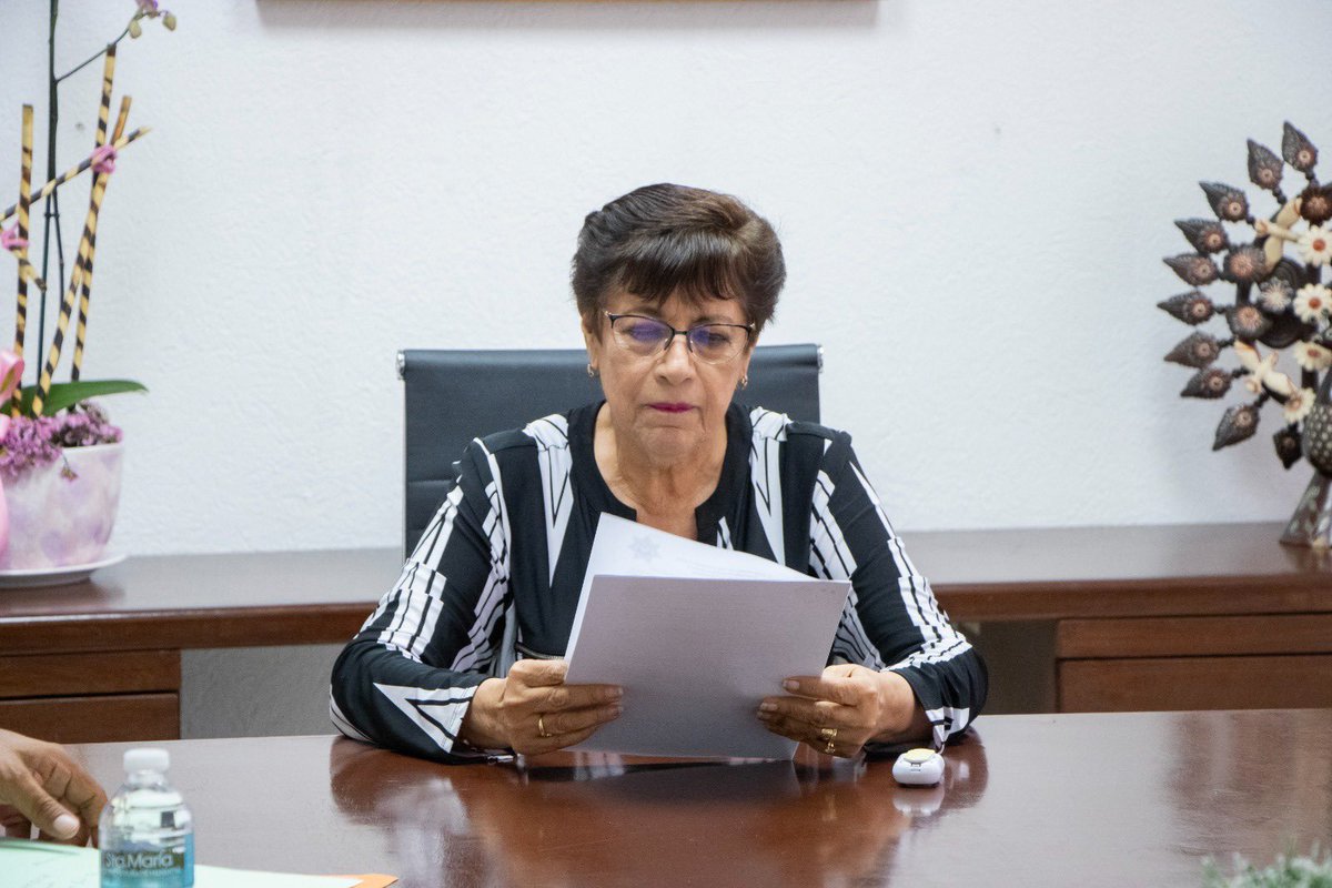 Silvia Tanús tweet media