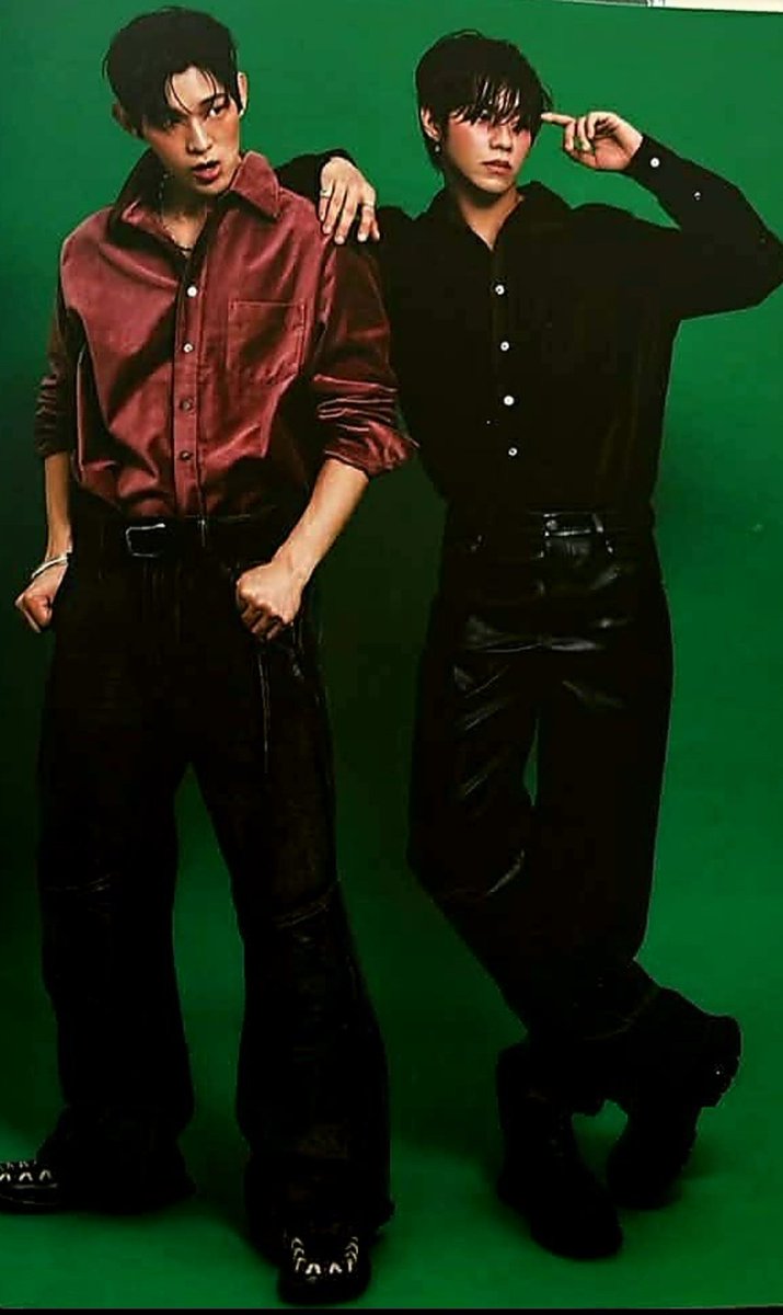 My ultimate bias JL and the Ship Captain Teban.Ang popogi my gosh.

OUR STEJAY OUR PRIDE
#SteJayPartnersInStyle
#우리스티제이Y매거진화보
#STEVEN
#AHOF_JL