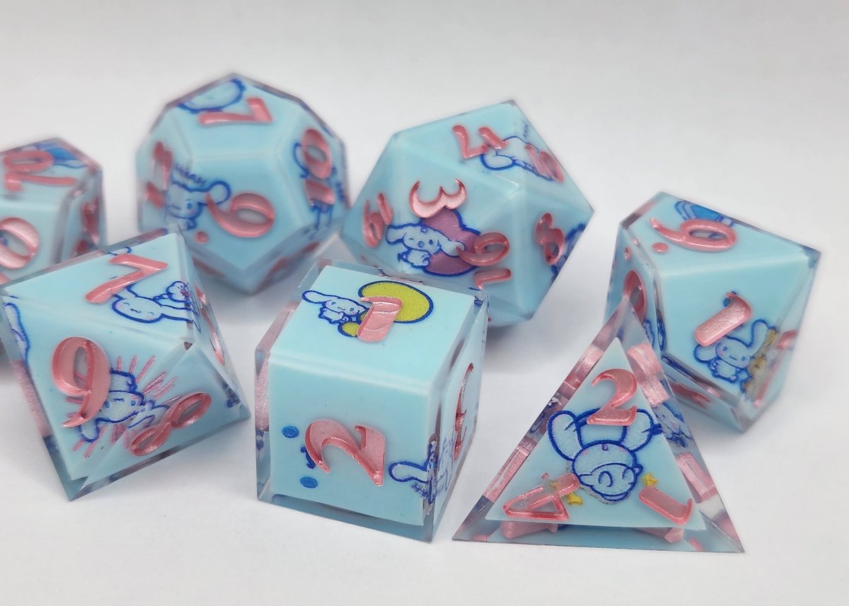 Cinnamon Roll Dice Set ⋆˚✿˖°
#dnd #ttrpg #handmadedice #dice #dungeonsanddragons