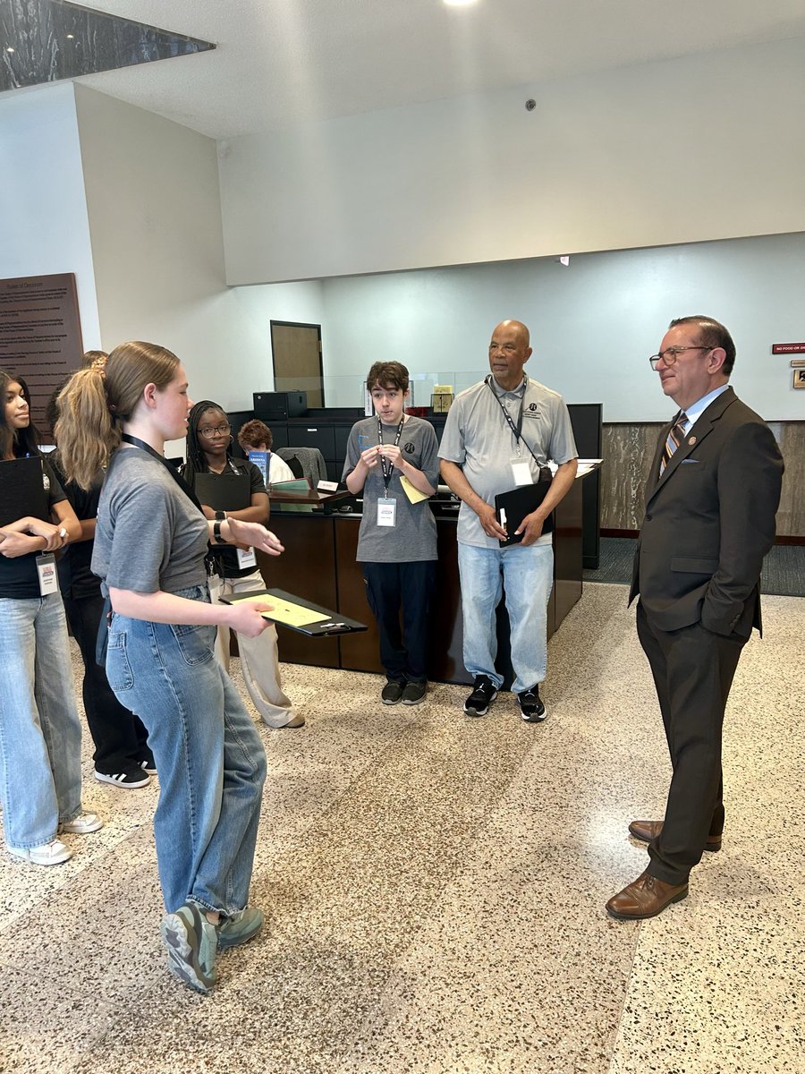 LopezForArizona tweet media