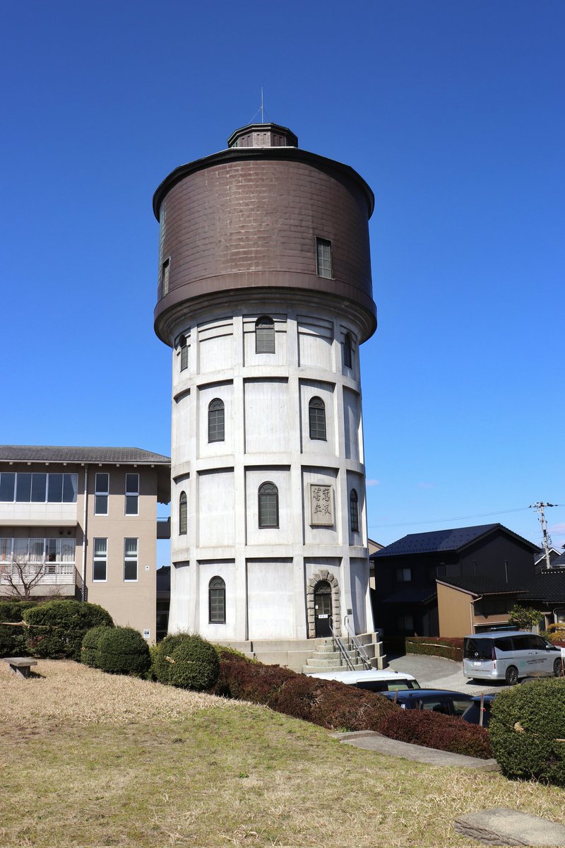 ため口 tweet media