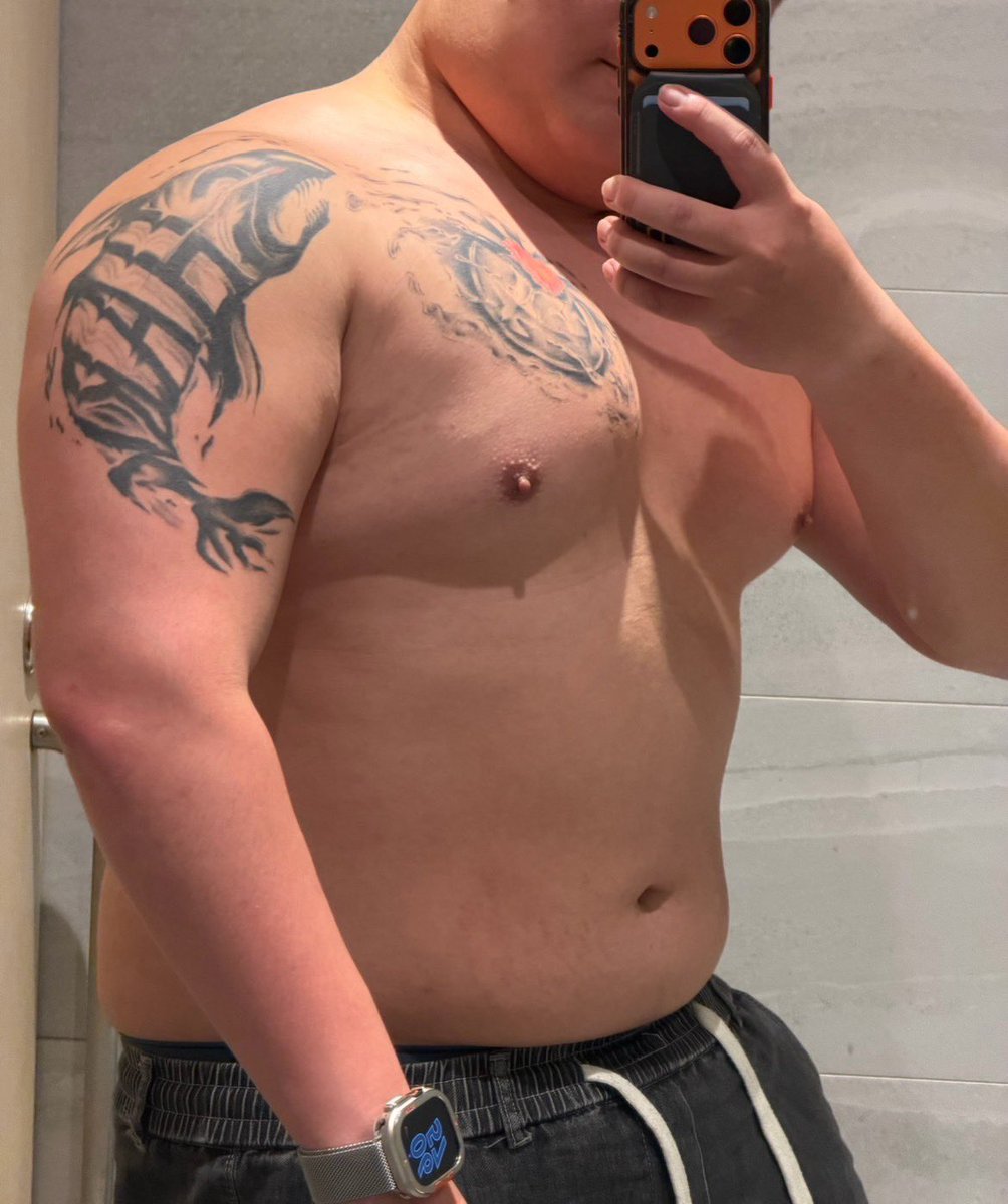 𝕾𝖍𝖆𝖗𝖐鯊魚🦈🐻 tweet media