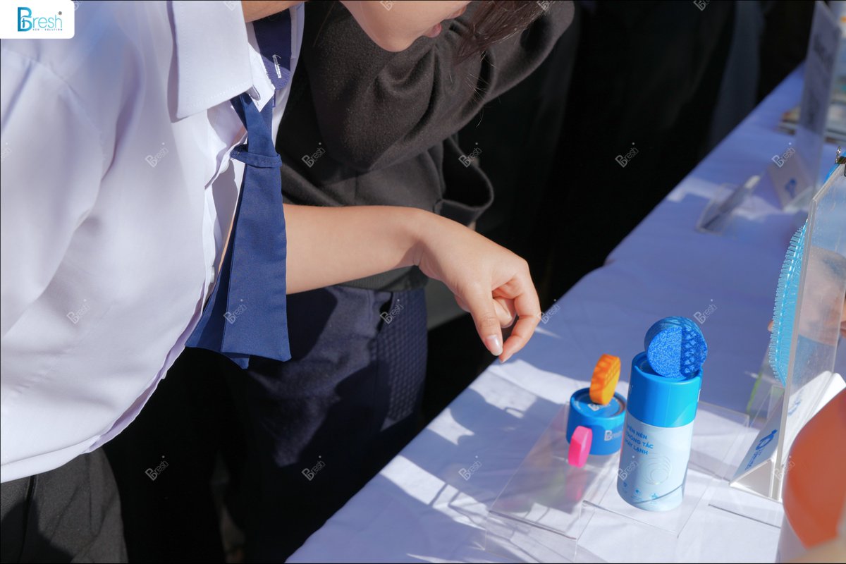 BioFix_Fresh's tweet photo. 📍 BIOFIX FRESH "CHECK-IN" AT DOAN KET HIGH SCHOOL STEM DAY
A vibrant day with brilliant young creative minds! Microbiology has never felt so accessible and exciting 👏✨

#BioFixFresh #BiologicalEra #SustainableDevelopment #MicrobialSolution #CircularEconomy #STEMFestival https://t.co/cgnKSQWLeU