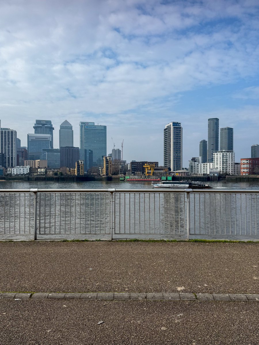 AdminByRequest tweet media