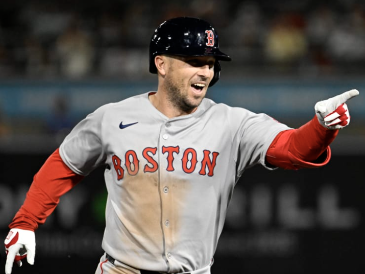 TolleEnthusiast's tweet image. I’m not very well-versed in the WBC, so feel free to call me out if I’m missing something. But why are Paul Goldschmidt and Ernie Clement in the lineup while Bryce Harper and Alex Bregman are benched? 

Is Mark DeRosa just a fucking idiot , or am I missing something here?