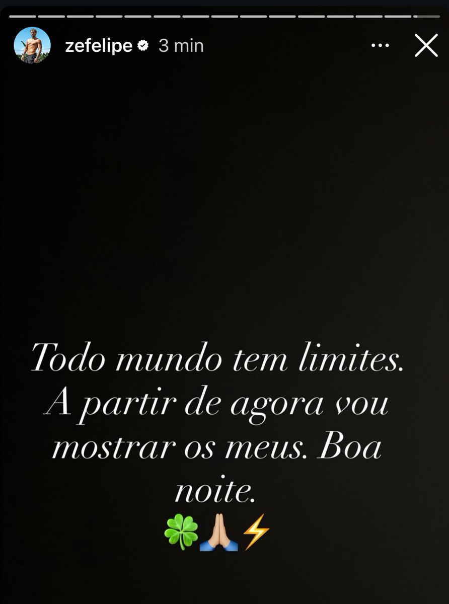 clubedalulu__'s tweet photo. Eita que o menino da lama analfabeto ficou brabo!! Já devia ter colocado limites faz tempo na sapatona que vive atacando a mãe dos filhos dele. Mas oq esperar de uma família que acha normal comprar uma criança pro filho brincar? Nasceu esse mimado idiota. https://t.co/Qw3bY3CHZu