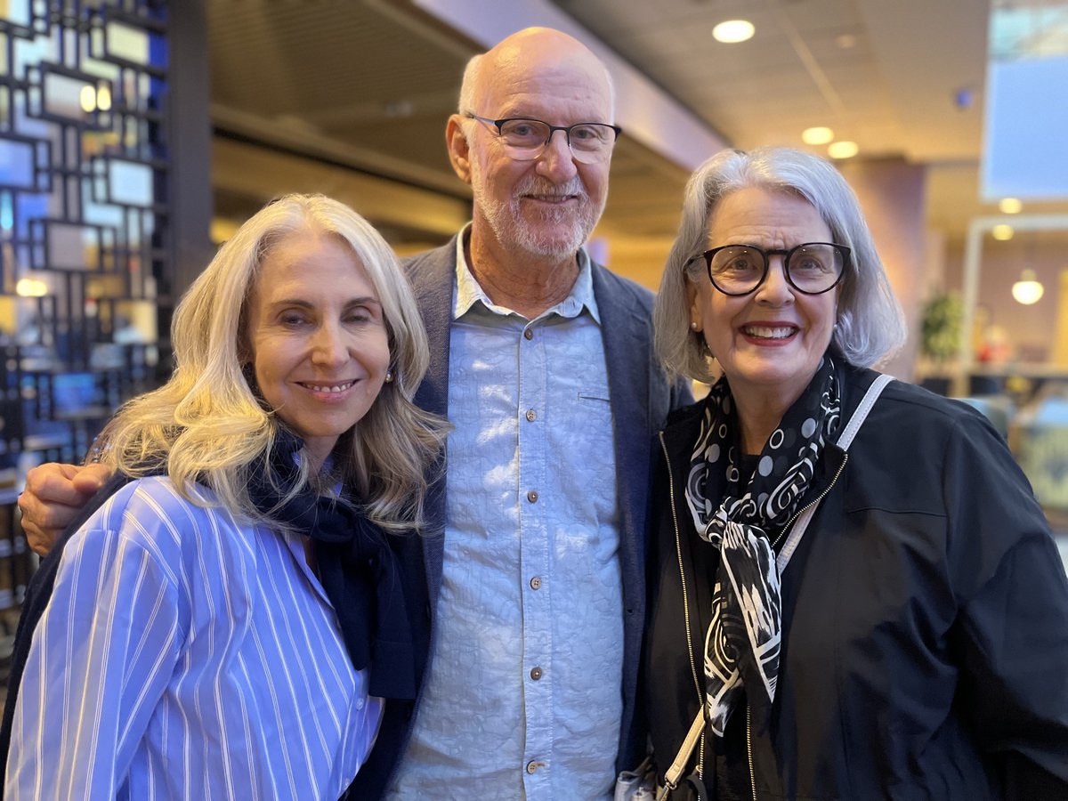 PCSnow1604's tweet photo. After following and using the influential work of @CattsHugh for many years, it was a great pleasure to meet him in person at #PlainTalkNOLA, with ⁦@DrLSHammond⁩ 
#ChildLanguage #Reading #Dyslexia https://t.co/RMWS1pJiQ1