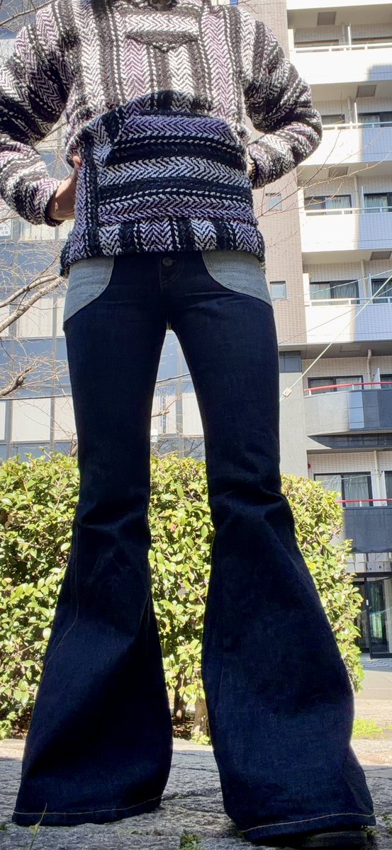 Angus_Ogawa's tweet photo. ベルボトムへの愛と気合いのGypsys I
エッジ効いててめっちゃお気に入り!
#渋谷DeeDee #ベルボトム #Bellbottom https://t.co/czWG7m6TzZ
