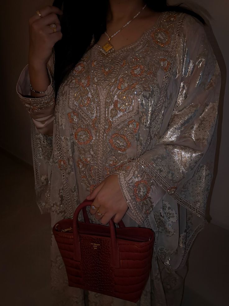 ليان tweet media