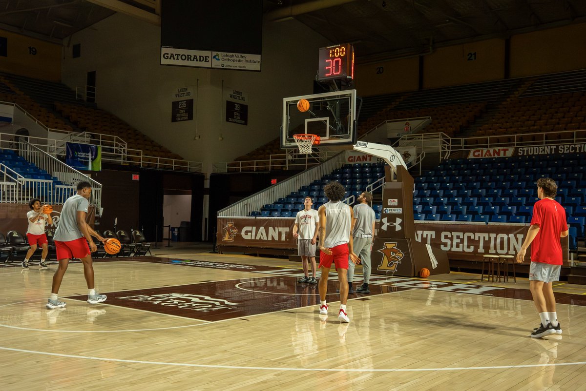 BU Men's Basketball tweet media