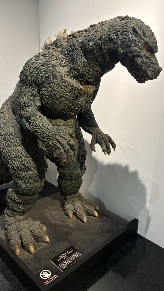 ダーク新井 tweet media