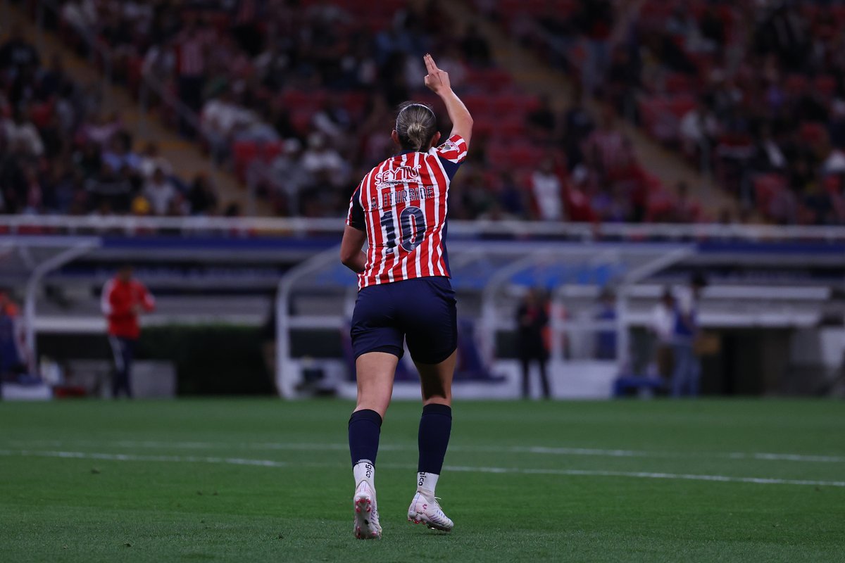 CHIVAS tweet media