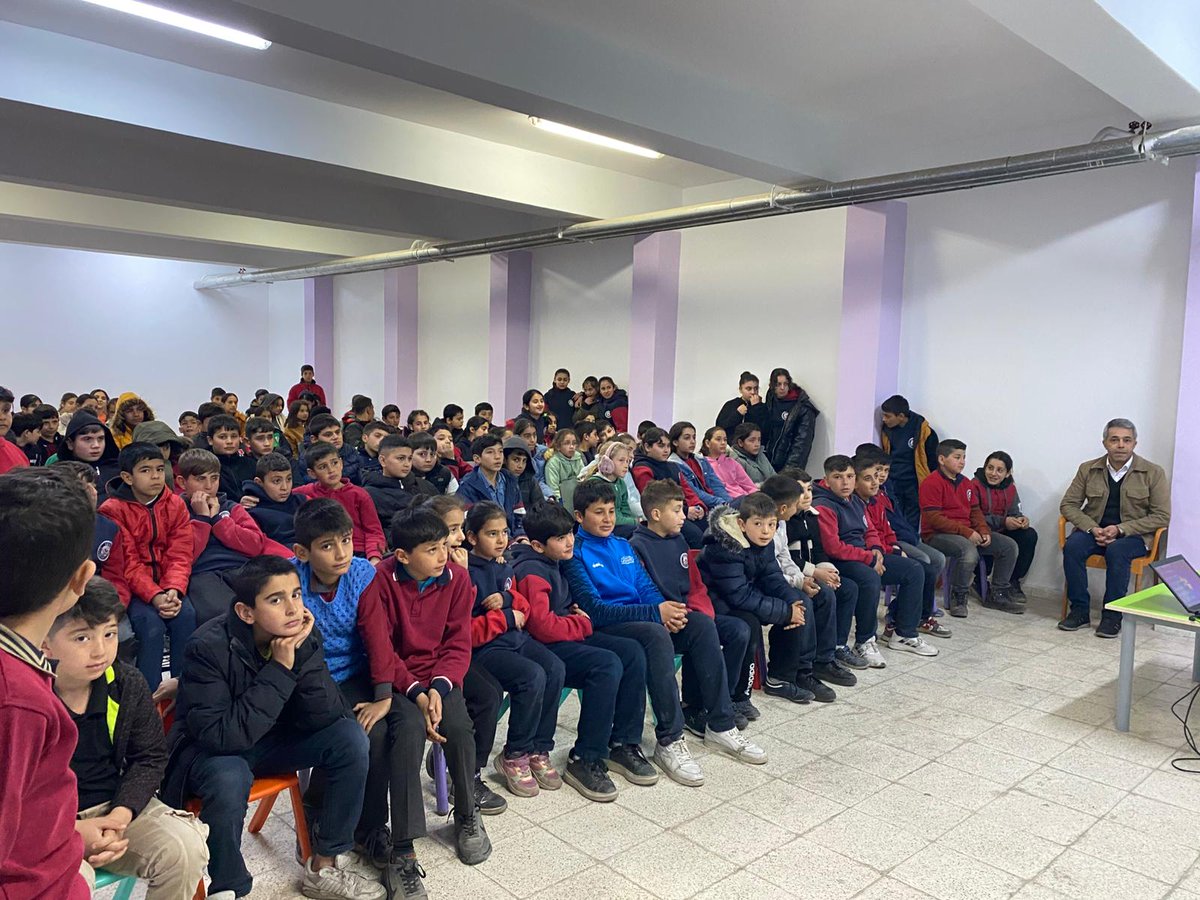 CevizliO's tweet photo. Ramazan etkinlikleri kapsamında  "Peygamberimiz ve Gençlik" konulu konferansımız gerçekleştirildi.
@tcmeb @kemalcebervali @Gaziantep_MEM @sahinbeymem https://t.co/WdFJuuw7zy