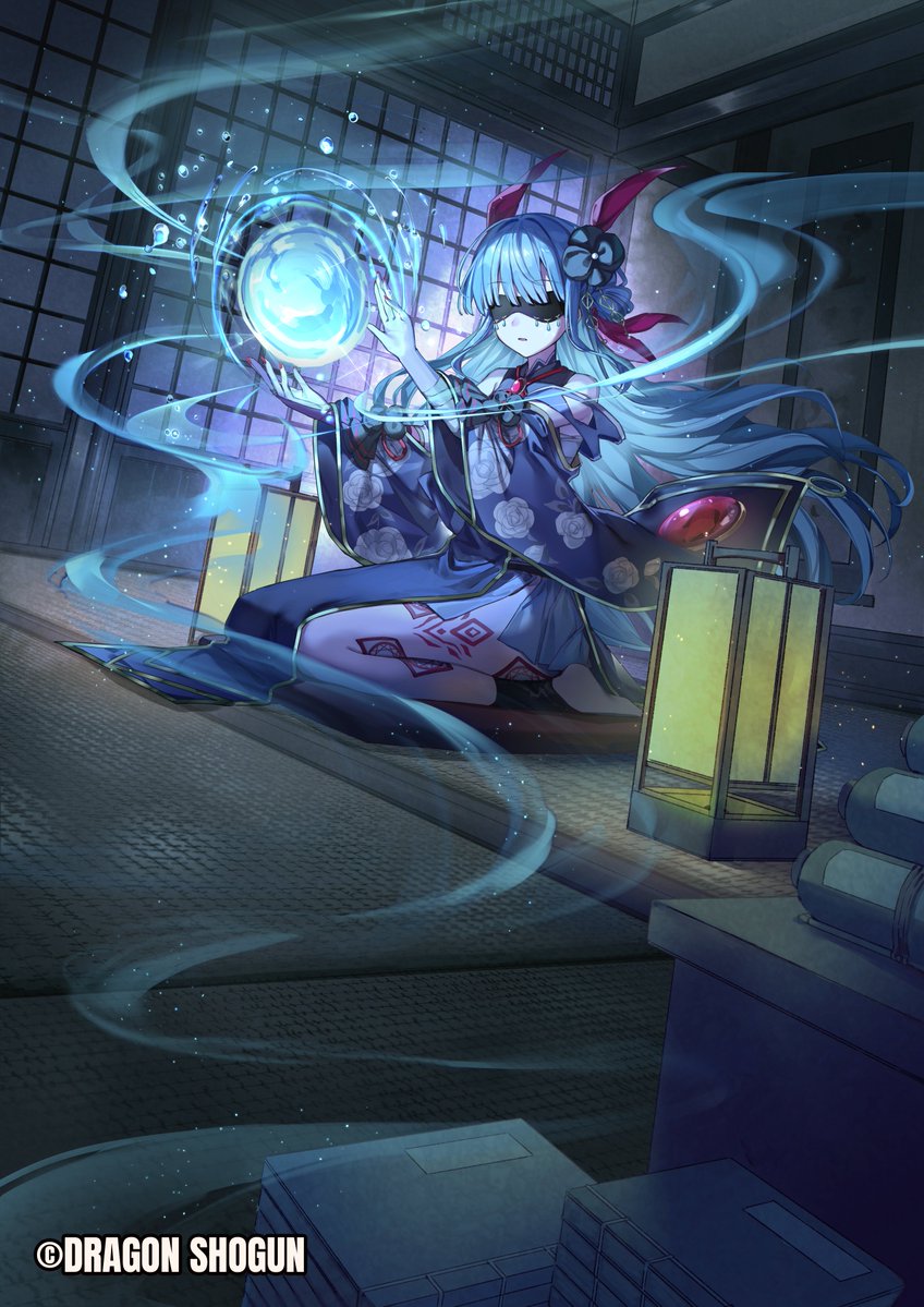 ドラゴンショーグン イラスト紹介 
水鏡の占術（呪術カード） 

静寂の和室に、ひとりの巫女が座す。
その瞳は布で閉ざされているが、彼女は“視えすぎる”がゆえに自ら光を遮ったのだ。
手のひらに浮かぶのは、水鏡家に代々伝わる秘宝――水鏡の珠。