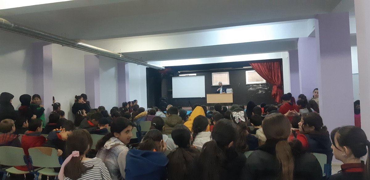 Ramazan etkinlikleri kapsamında  "Peygamberimiz ve Gençlik" konulu konferansımız gerçekleştirildi.
<a href="/tcmeb/">Millî Eğitim Bakanlığı</a> <a href="/kemalcebervali/">Kemal Çeber</a> <a href="/Gaziantep_MEM/">Gaziantep İl Millî Eğitim Müdürlüğü</a> <a href="/sahinbeymem/">Şahinbey İlçe Milli Eğitim Müdürlüğü 🇹🇷</a>