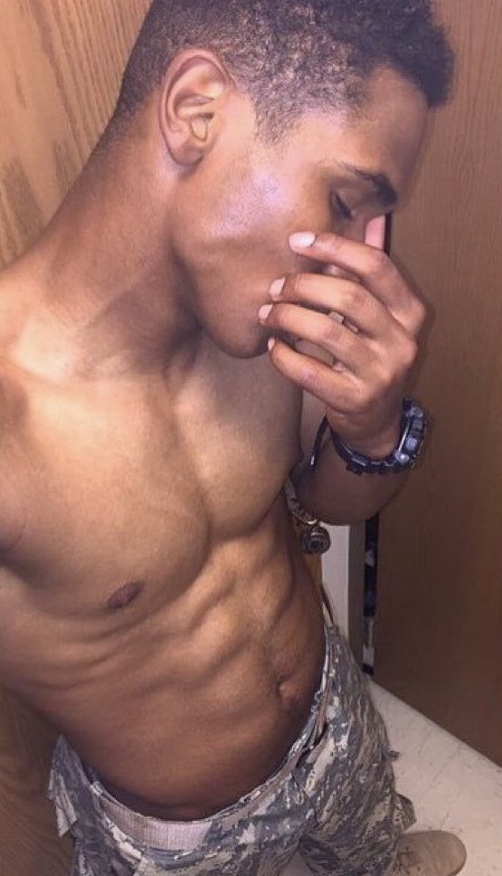 moppingxd tweet media