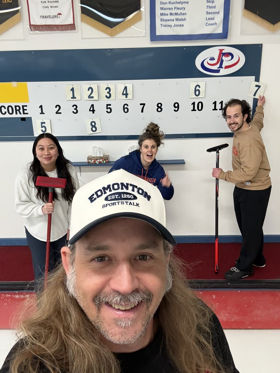 Lieutenant Eric tweet media