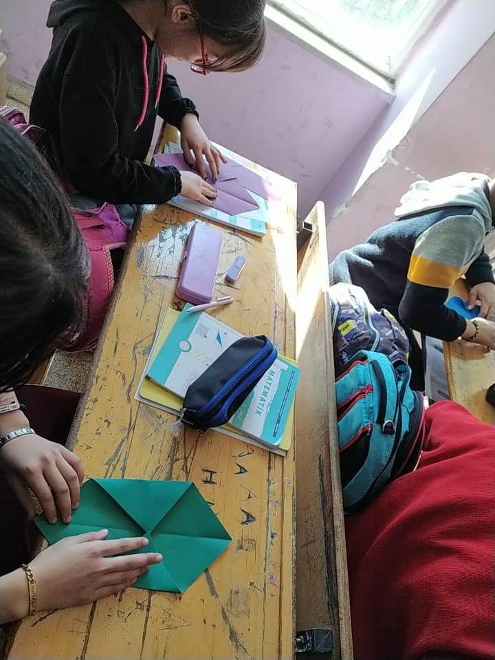 Ramazan ayı geleneklerimizi gelecek nesillere aktarmak adına 30 yıl sonrasına açılmak üzere mektuplarımız hazırlanıp muhafazaya alınmıştır.
<a href="/tcmeb/">Millî Eğitim Bakanlığı</a> <a href="/kemalcebervali/">Kemal Çeber</a> <a href="/Gaziantep_MEM/">Gaziantep İl Millî Eğitim Müdürlüğü</a> <a href="/sahinbeymem/">Şahinbey İlçe Milli Eğitim Müdürlüğü 🇹🇷</a>