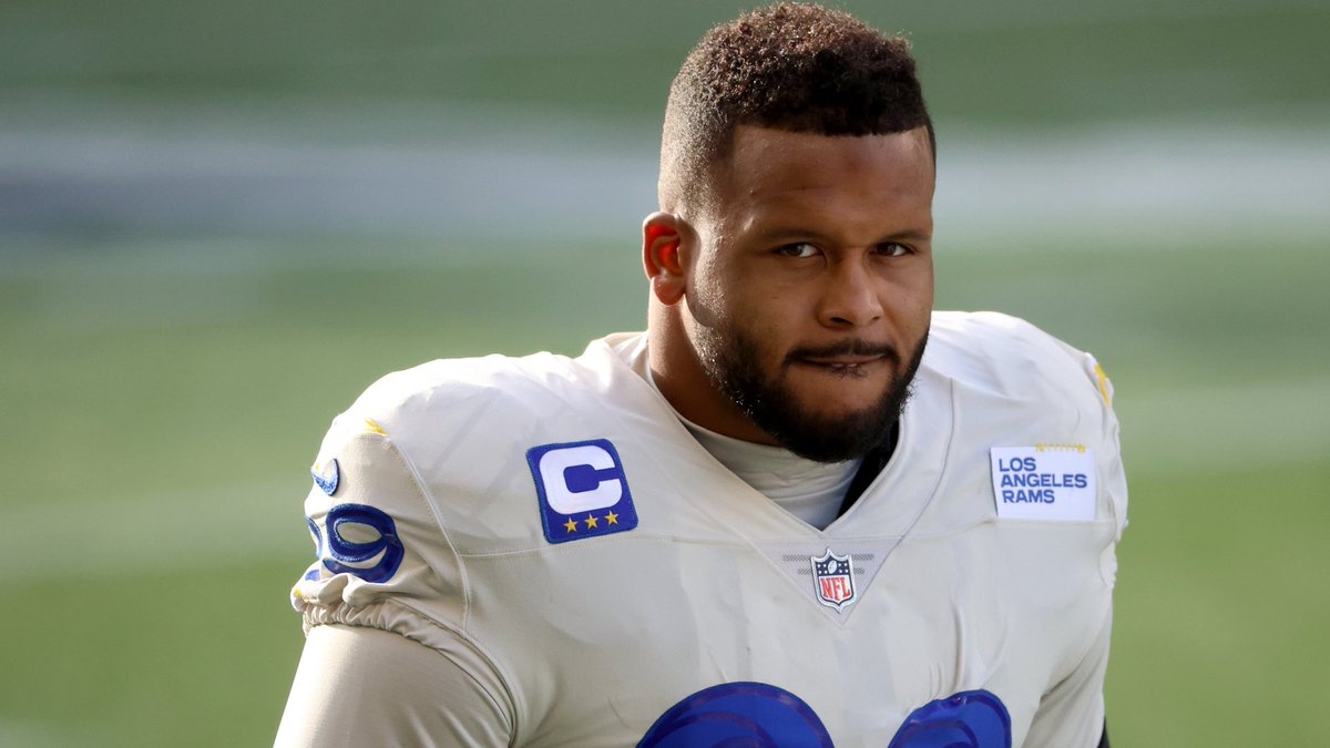 1st & Tuna 🏈 tweet media