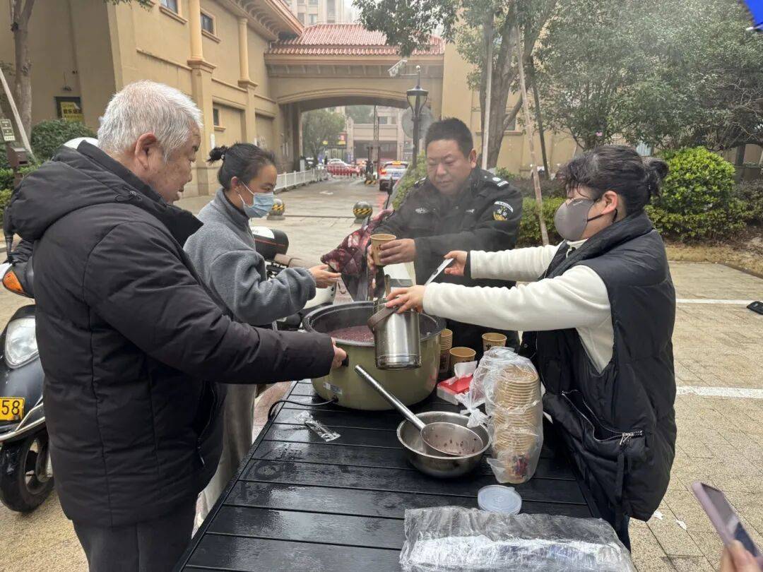 Heiesnebreng tweet media