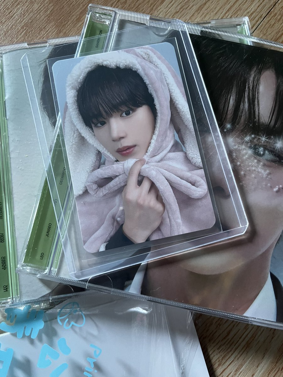 been waiting for this pc cause it’s my favorite rn 🥹💖

thank u <a href="/car2sangz/">allyz ila ۶ৎ</a> my bunny blanket junseo arrived safely 🫶