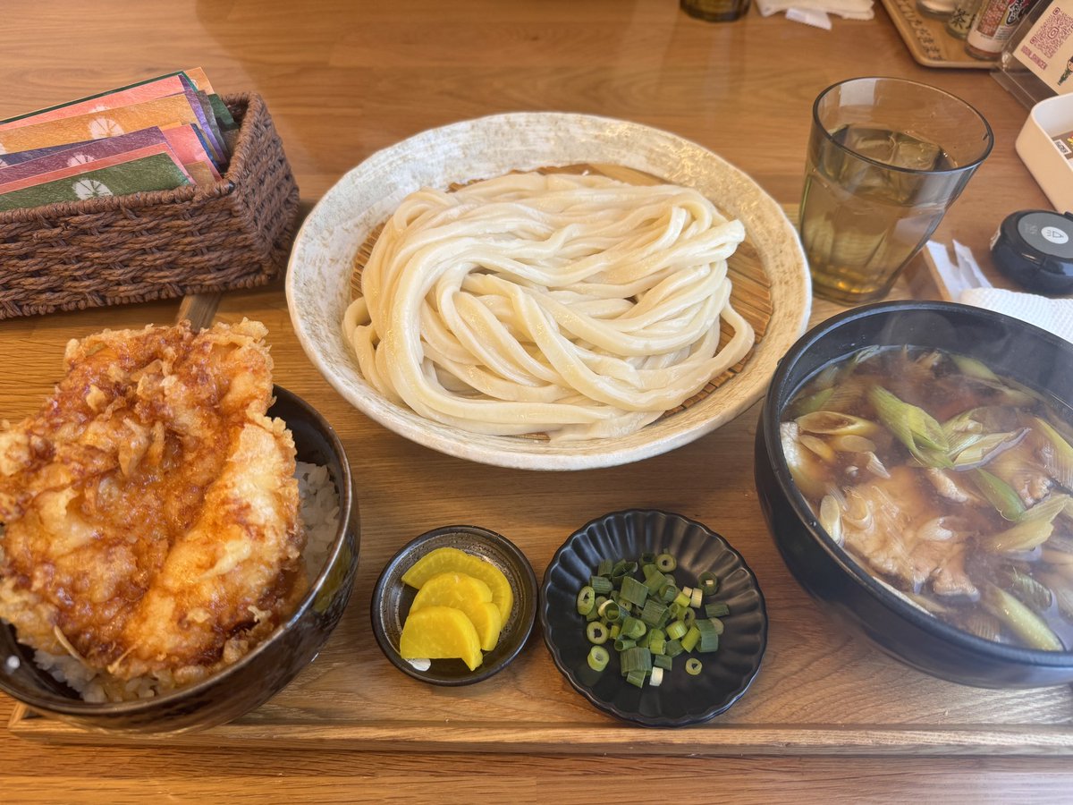 FC_Kevin4's tweet photo. うどん！ https://t.co/otVJm2OVSd