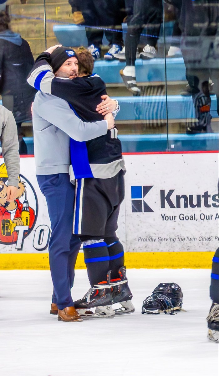 Nick Davidson tweet media