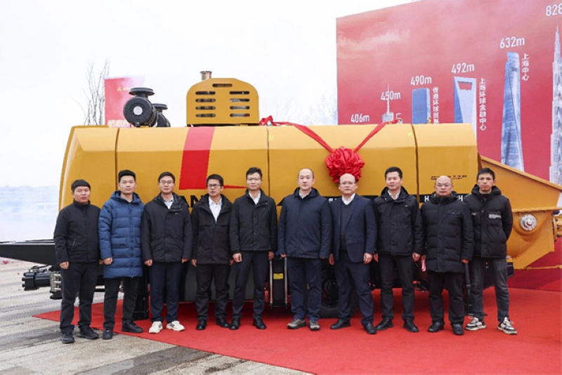 caterbechina's tweet image. 🏗 SANY ultra-high pressure pump shipped to Saudi Arabia for the 1008 m Jeddah Tower project.

Built for extreme height pumping and desert conditions.

#SANY #JeddahTower #ConstructionTech