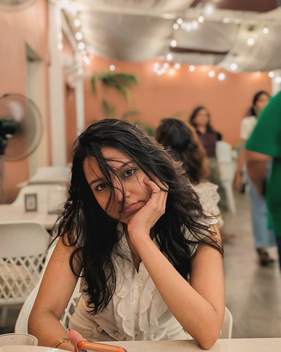 its_Karthi26's tweet image. Beauty with Aura Anisha! 😍❤️ #WithLove #KavyaAnil