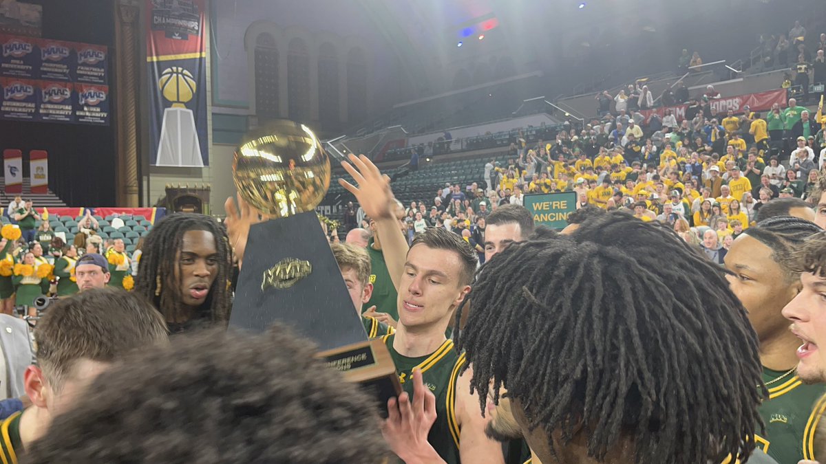 Sam_Federman's tweet image. Gavin Doty.

He’ll likely be announced as the MAAC Tourney MVP shortly.