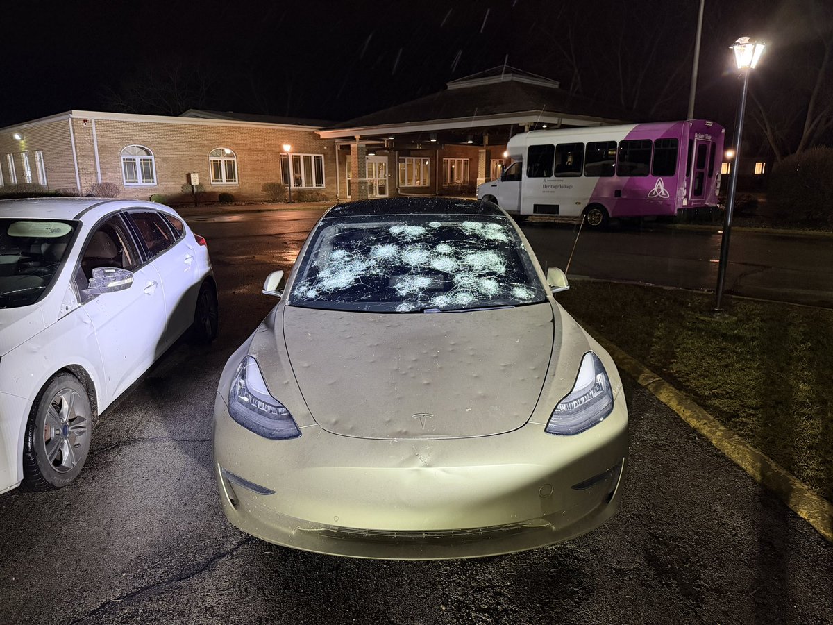 Jordan Hall tweet media