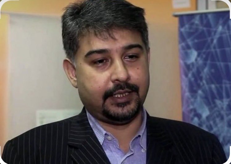 مستقبل کے دو پڑھے لکھے لوگ (علی رضا عابدی اور وقاص شاہ) نفرت کی بھینٹ چرھادئیے گئے۔ 
آج وقاص شاہ بھائی کی برسی ہے اور ۱۱ مارچ ۲۰۱۵ کو ۹۰ پر چھاپے دوران شہید کر دئیے گئے تھے۔ 
اللۂ تعلٰی انکی مغفرت فرمائیں اور جنت الفردوس میں اعلی مقام عطا فرمائیں۔ آمین ثمہ آمین