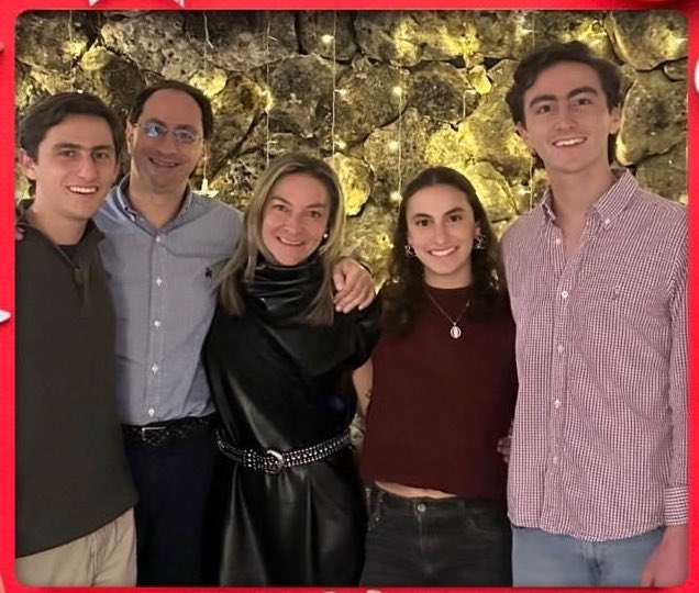 Alvaro J Tirado tweet media