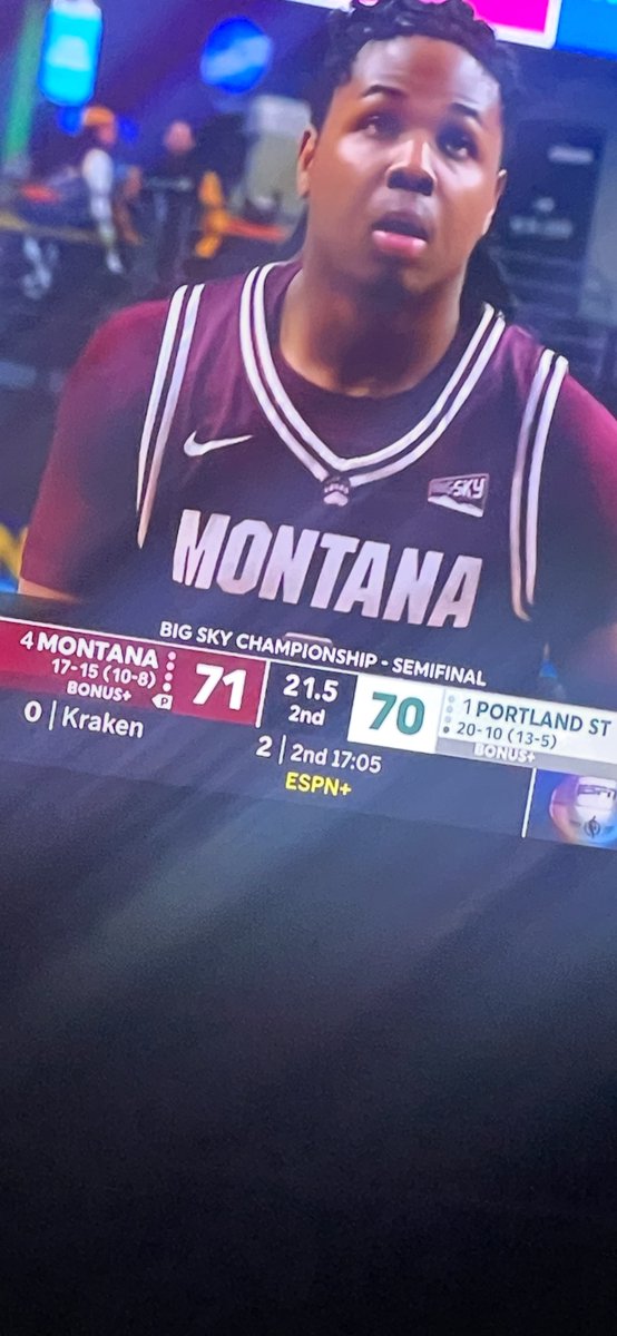 Jhawk_JCD's tweet photo. @DraftKings Before March madness you all have some explaining to do. This is wrong. https://t.co/4RWrJNdk8p