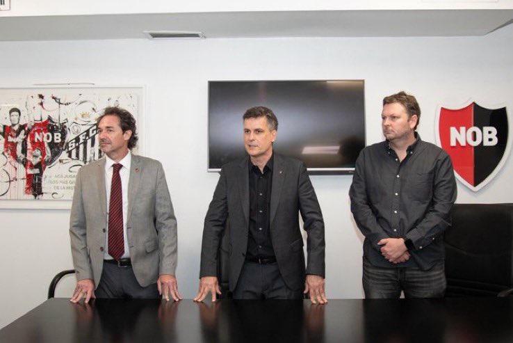 CristianDAmico_'s tweet photo. 3 de 27 
Dejaron un 
cupo Sin usar ! 
Alguno va a 
Dar la cara ? 
O tendremos 
Que pedirles 
Una asamblea 
Así aparecen ?
@NachoBoeroNob 
Juan Manuel Medina 
Chino Botta @newells https://t.co/C65Xhdspdk