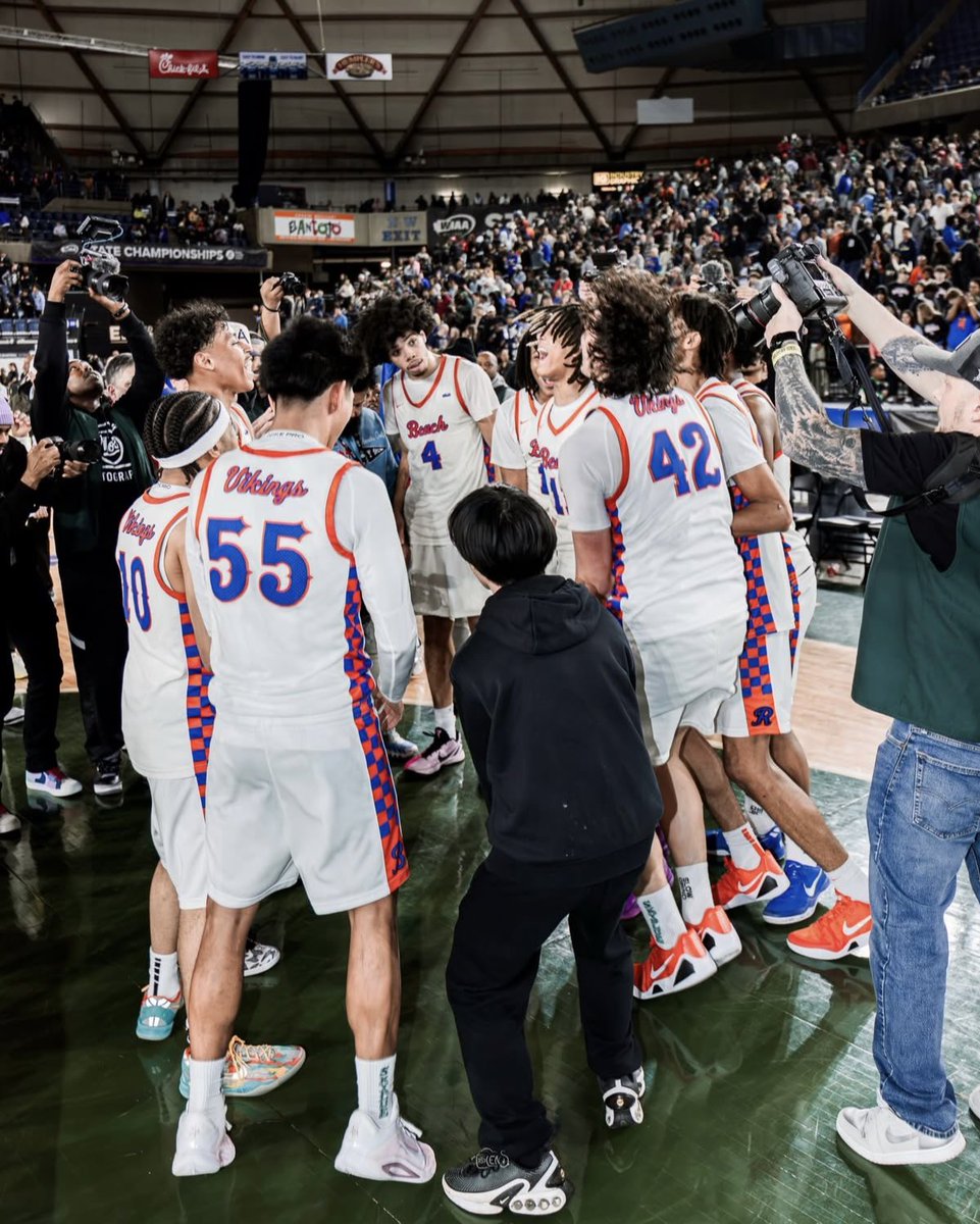 TheCrawsOver tweet media