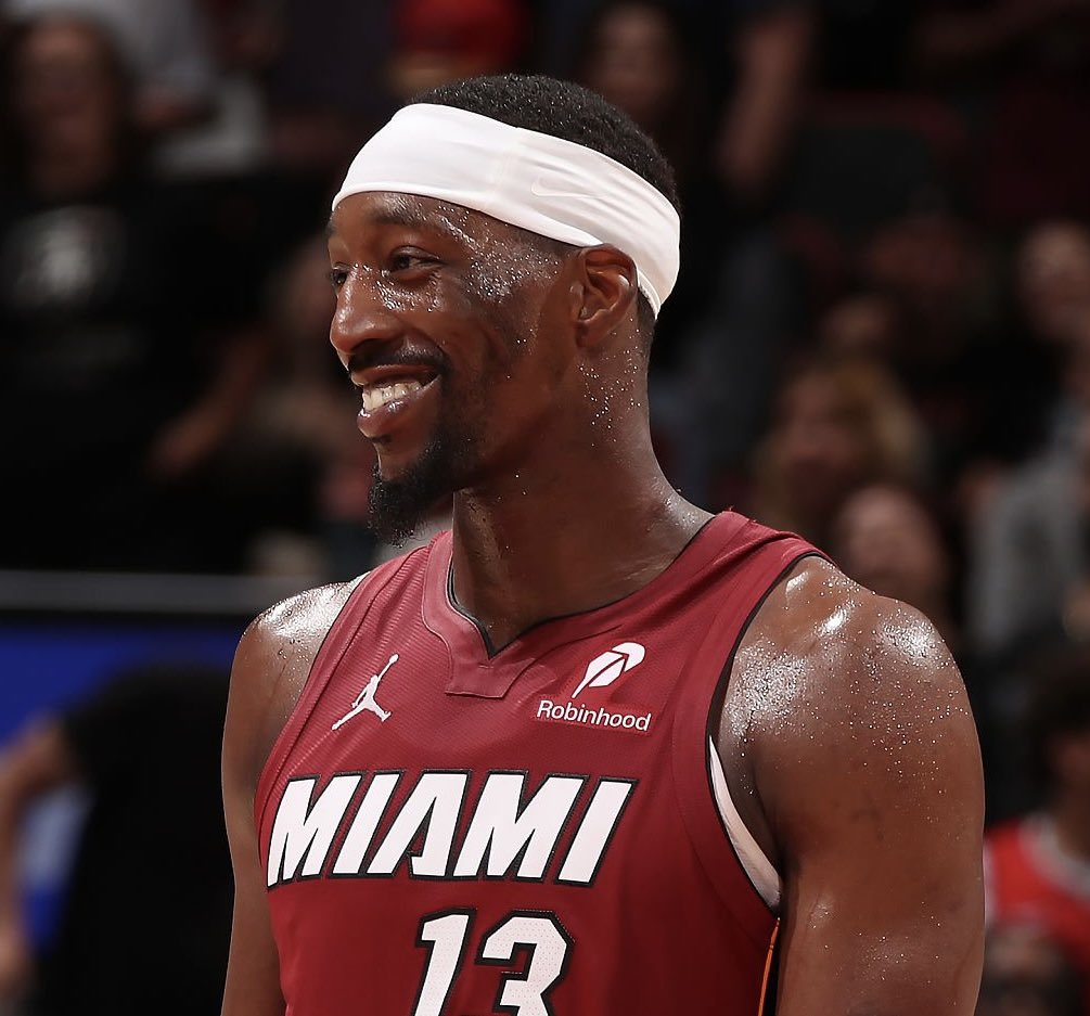 HoopsNation tweet media