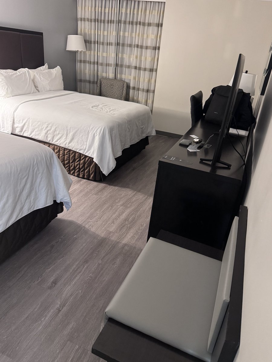 You know this hotel is fancy because they give you a cuck chair AND a cuck bench