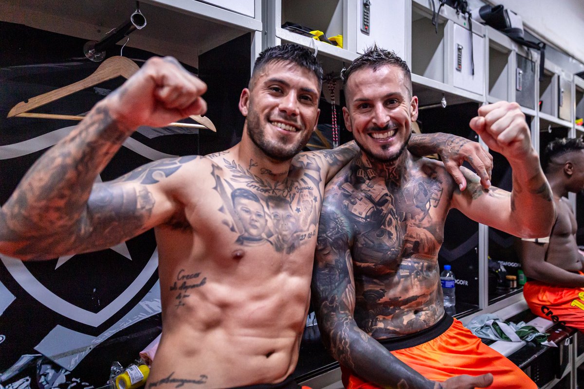 BarcelonaSC's tweet photo. Do Brasil, com um sorriso. 😁🔥

#BarcelonaMiPasión https://t.co/hpniarcIdX