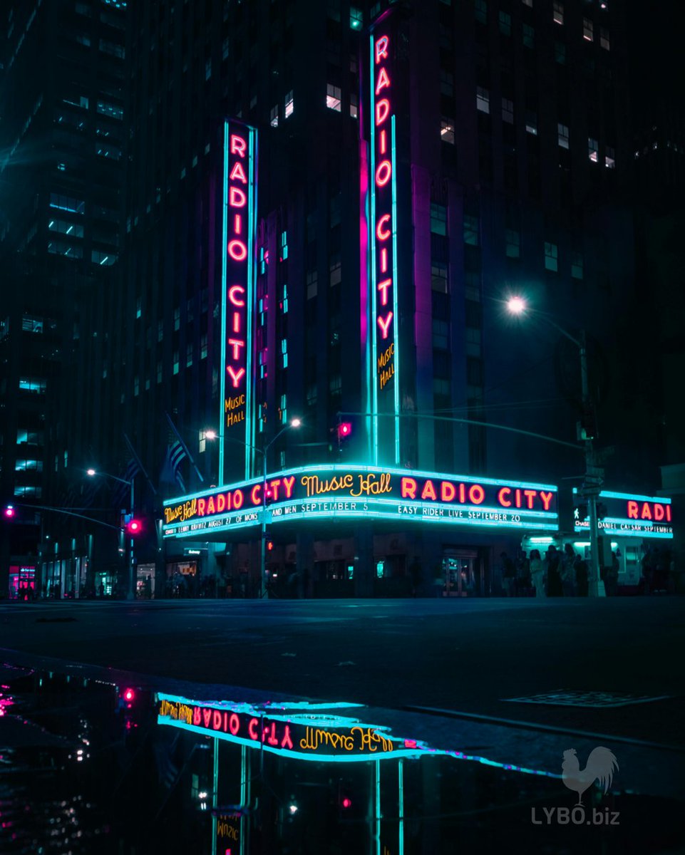 LYBObiz's tweet image. Midnight. Neon reflections on a quiet street.

Website traffic moves the same way—
not from noise, but from signals people can see.

Clarity attracts.
Direction converts. 🌙

#WebsiteTraffic #BuildOnline #LYBO