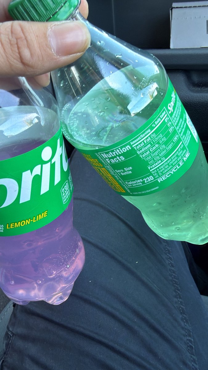 ShawnieSwisher's tweet image. jokes up, you niggas be lying 
headshot had his og cryin’
poured up line n half of qua, than added my left over faygo i poured up in ts was shmackin dummy
#slumped #ghsp #smokedatshit